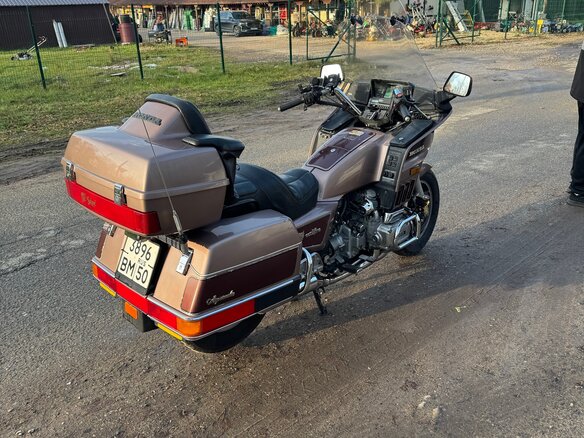 1986 Honda GL 1200 Gold Wing, коричневый, 450000 рублей - вид 2
