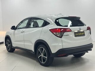 2022 Honda Vezel I Рестайлинг, белый, 1100060 рублей, вид 4