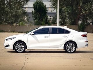 2022 Kia K3 II (China Market), белый, 1260000 рублей, вид 5
