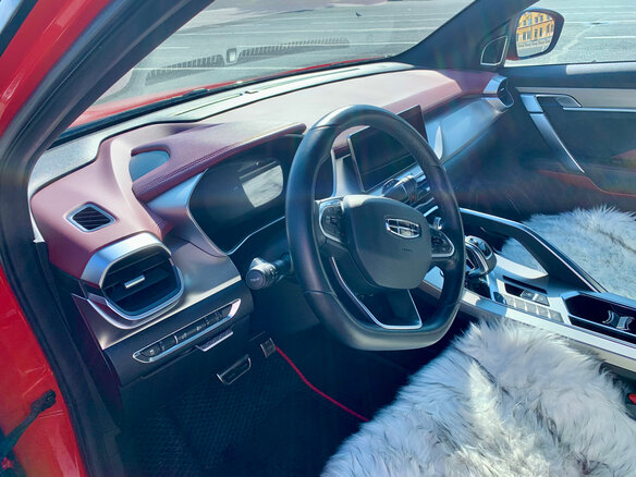 2020 Geely Coolray I, красный, 1870000 рублей - вид 17