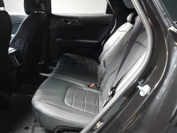 2026 Kia Sportage V Рестайлинг, чёрный, 5650000 рублей - вид 12