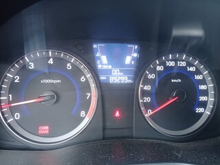 2013 Hyundai Solaris I, чёрный, 750000 рублей, вид 5