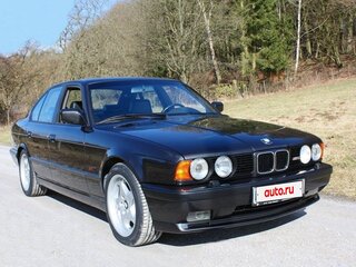 1992 BMW M5 II (E34), чёрный, 5850000 рублей, вид 3