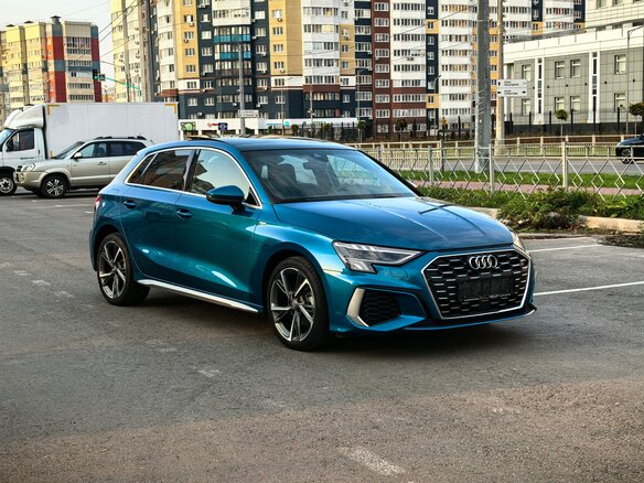 2022 Audi A3 Sportback 35 TFSI IV (8Y), синий, 2650000 рублей - вид 21