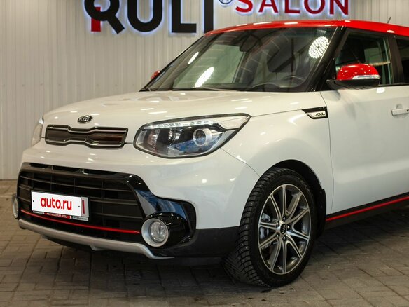 2016 Kia Soul II Рестайлинг, белый, 1560000 рублей - вид 7