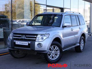 2011 Mitsubishi Pajero IV, серебристый, 1598000 рублей, вид 1