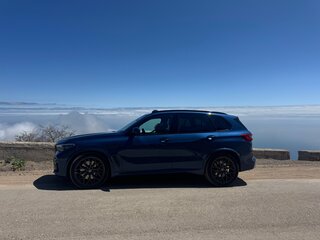 2019 BMW X5 30d IV (G05/G18), синий, 6850000 рублей, вид 2