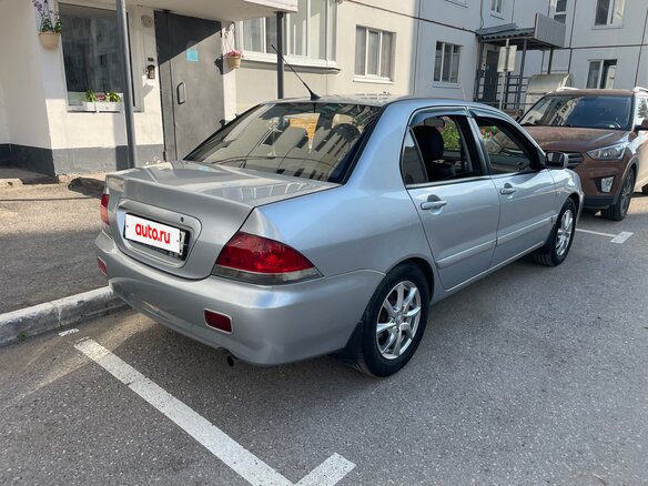 2006 Mitsubishi Lancer IX Рестайлинг, серебристый, 320000 рублей - вид 2