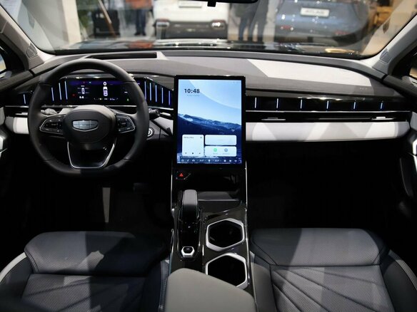 2026 Geely Atlas II, чёрный, 3449990 рублей - вид 9