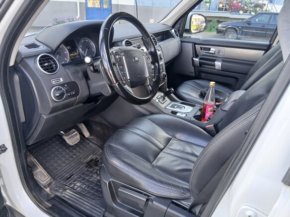 2015 Land Rover Discovery IV Рестайлинг, белый, 2199000 рублей - вид 6