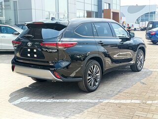2026 Toyota Highlander IV (XU70), чёрный, 5650000 рублей, вид 5