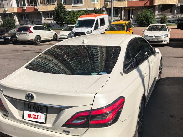 2018 Toyota Crown XV (S220), белый - вид 2