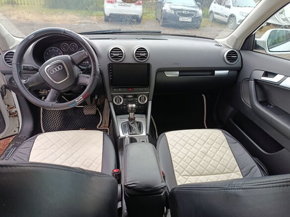 2012 Audi A3 II (8P) Рестайлинг 2, белый, 650000 рублей - вид 6