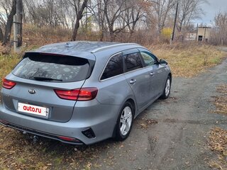2019 Kia Ceed III, серебристый, 1750000 рублей, вид 5