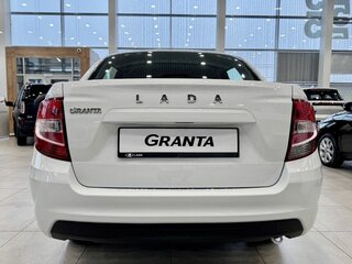 2026 Lada (ВАЗ) Granta I Рестайлинг, белый, 1101000 рублей, вид 4