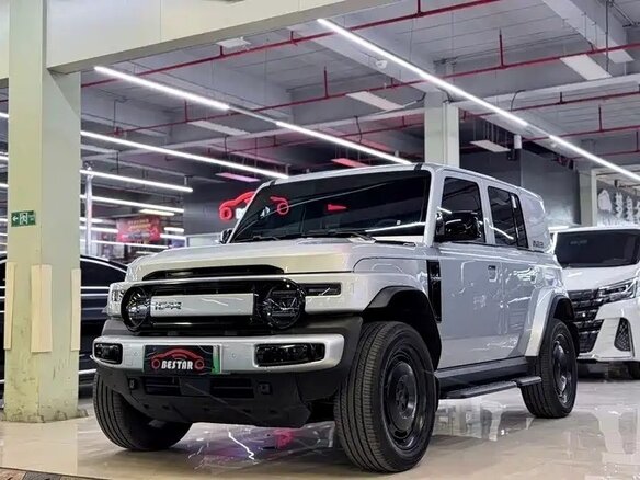 2025 iCar V23 59.93 kWh, серебристый, 1700000 рублей