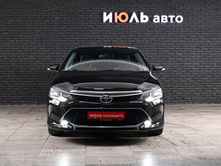 2017 Toyota Camry VII (XV50) Рестайлинг 2, чёрный, 2330000 рублей, вид 2
