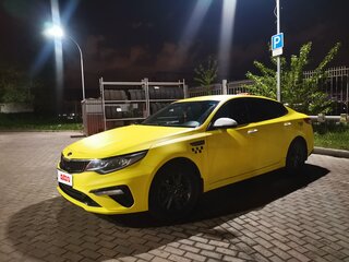 2019 Kia Optima IV Рестайлинг, жёлтый, 880000 рублей, вид 1