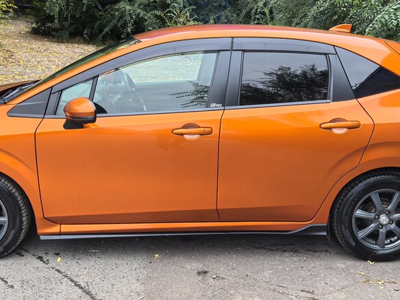 2020 Nissan Note e-Power III, оранжевый, 1700000 рублей - вид 6
