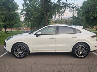 2022 Porsche Cayenne Coupé III, белый, 8950000 рублей, вид 1