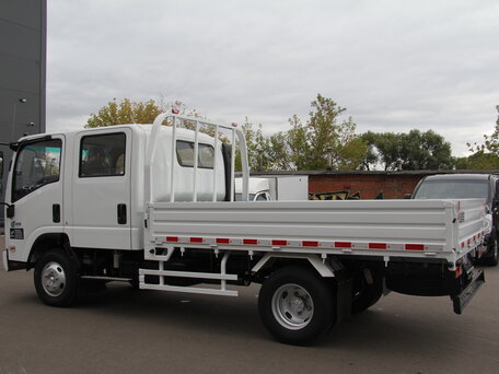 2026 Isuzu Elf (N-series), белый, 5000000 рублей, вид 4