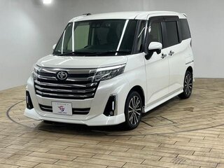 2022 Toyota Roomy I Рестайлинг, белый, 960000 рублей, вид 1