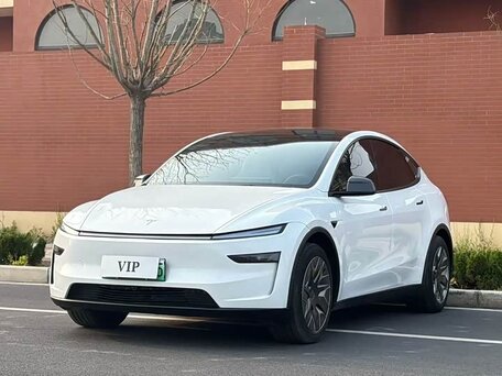 Tesla Model Y I Рестайлинг