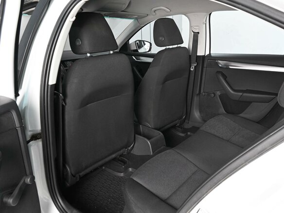 2015 Skoda Octavia III (A7), белый, 819000 рублей - вид 10