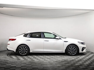 2018 Kia Optima IV Рестайлинг, белый, 1689000 рублей, вид 4