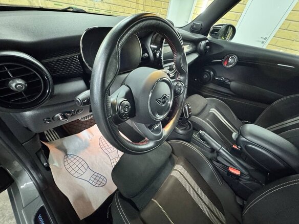 2021 Mini Hatch JCW III (F55/F56) Рестайлинг, серый, 3900000 рублей - вид 10