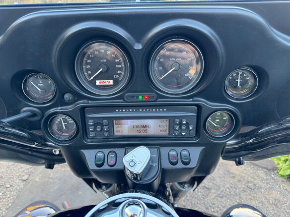 2013 Harley-Davidson Electra Glide, чёрный, 1350000 рублей - вид 4