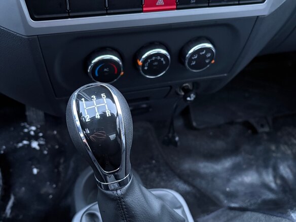2024 Dongfeng Q35L, белый - вид 11