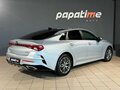 2021 Kia K5 III, серебристый, 2455000 рублей - вид 2