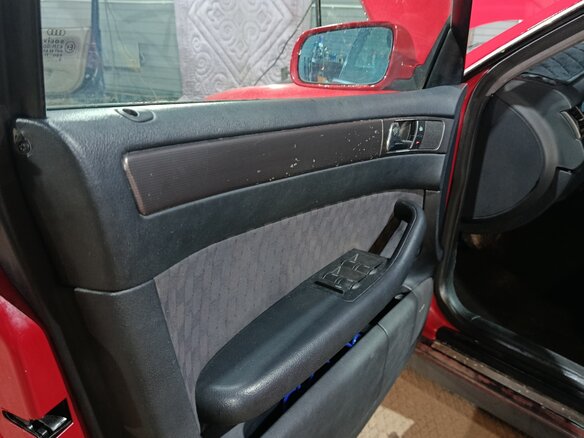 1997 Audi A6 II (C5), красный, 510000 рублей - вид 22