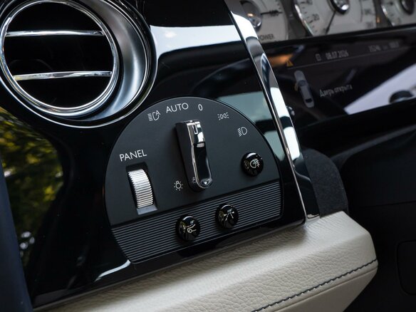 2013 Rolls-Royce Ghost I (Series I), синий - вид 36