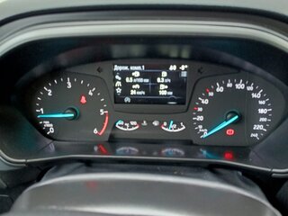 2019 Ford Focus IV, красный, 1350000 рублей, вид 3