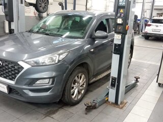 2018 Hyundai Tucson III Рестайлинг, серый, 1850000 рублей, вид 1