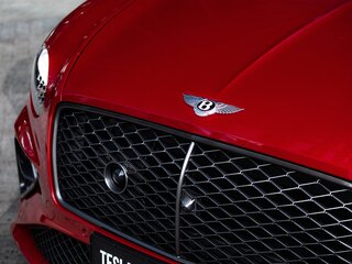 2024 Bentley Continental GT Speed IV, красный, 35000000 рублей, вид 4