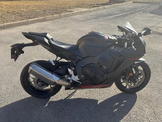 2017 Honda CBR 1000 RR/RA Fireblade, серый, 1250000 рублей, вид 3