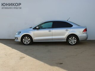 2015 Volkswagen Polo V Рестайлинг, серебристый, 1069000 рублей, вид 2