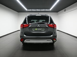 2020 Mitsubishi Outlander III Рестайлинг 3, серый, 1990000 рублей, вид 4
