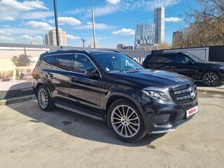 2017 Mercedes-Benz GLS 500 I (X166), чёрный, 4500000 рублей, вид 2