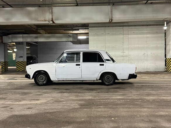 2008 Lada (ВАЗ) 2107, белый, 100000 рублей - вид 4