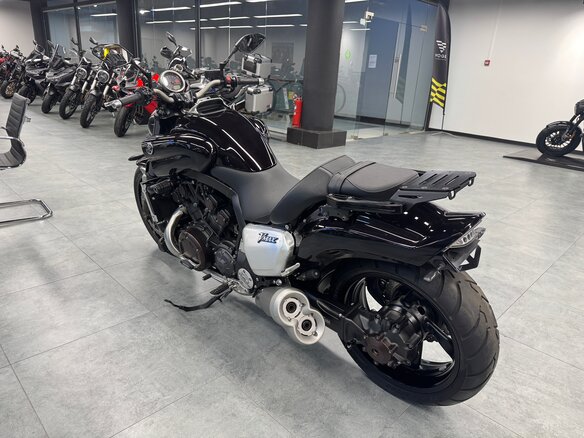 2011 Yamaha VMAX 1700, чёрный, 1450000 рублей - вид 7