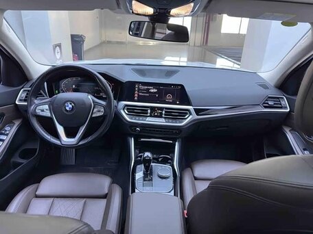 2022 BMW 3 серии 320i VII (G2x), белый, 2970000 рублей, вид 5