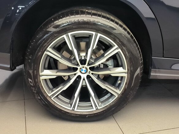 2024 BMW X6 30i III (G06) Рестайлинг, чёрный, 10920000 рублей - вид 27