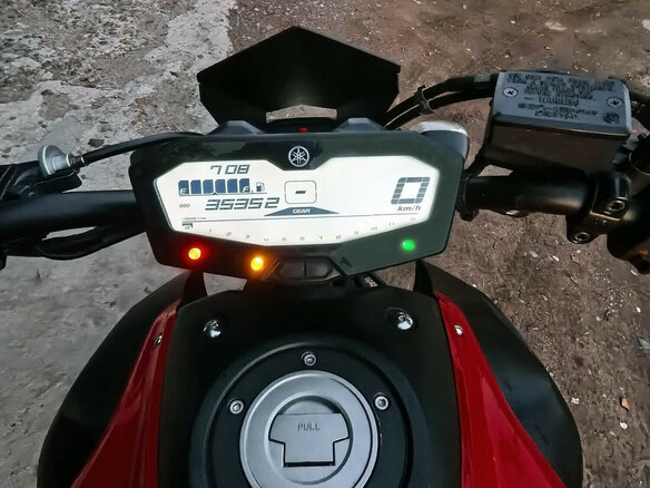 2014 Yamaha MT-07 (FZ-07), красный, 600000 рублей - вид 8
