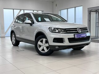 2012 Volkswagen Touareg II, серебристый, 2300000 рублей, вид 3