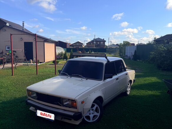 1996 Lada (ВАЗ) 2105, белый, 280000 рублей - вид 11