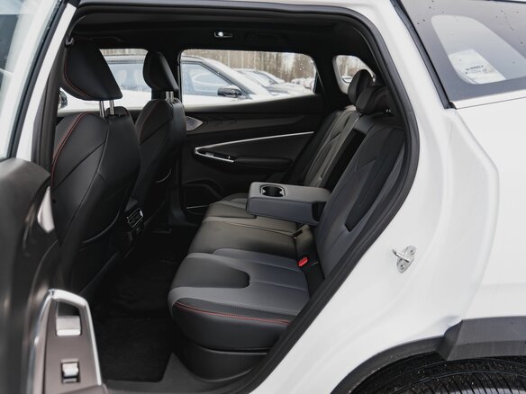 2026 Geely Cityray, белый - вид 24